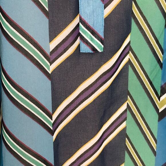 CAbi Ascot Sheer Sleeveless Top - Picture 6 of 16